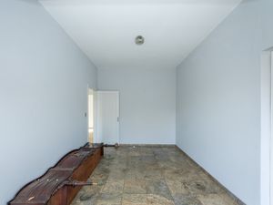 Image 3 - 921875