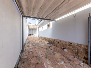 Image 29 - 921875