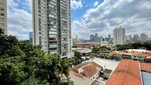 Image 6 - 921879
