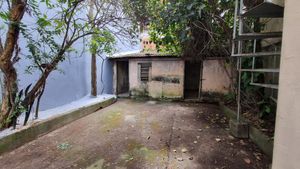 Image 6 - 921880