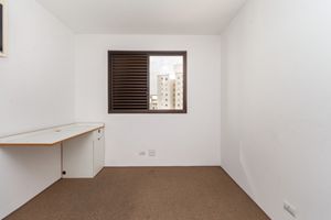 Image 37 - 921886