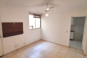 Image 3 - 921894