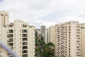 Image 41 - 921895
