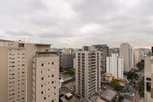 Image 32 - 921895