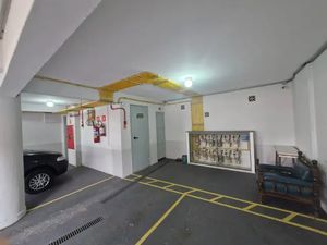 Image 29 - 921899