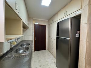 Image 10 - 921900