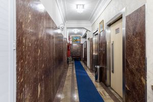 Image 17 - 921901