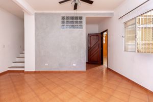 Image 35 - 921904