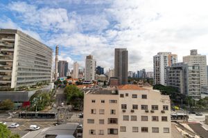 Image 11 - 921912