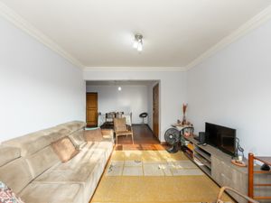 Image 4 - 921918