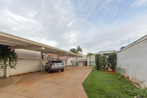 Image 30 - 921940