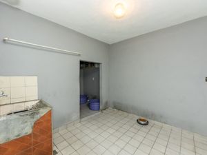 Image 38 - 921943