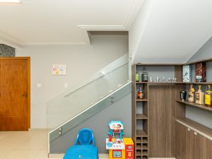 Image 30 - 921943