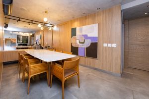 Image 3 - 921944