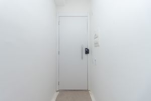Image 30 - 921953