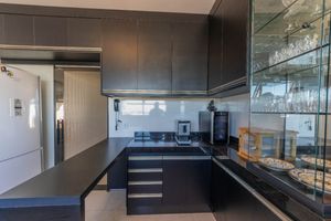 Image 21 - 921959