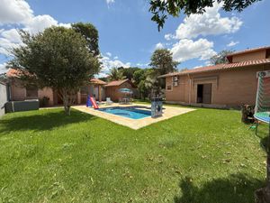 Image 0 - 921960