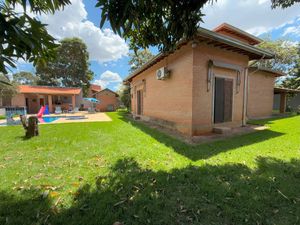 Image 26 - 921960