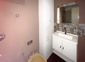 Image 7 - 921966