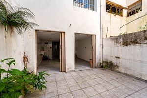 Image 18 - 921974