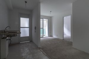 Image 1 - 921996