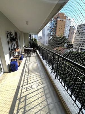Image 9 - 921998