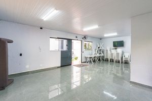 Image 34 - 922005