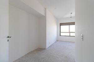 Image 17 - 922022