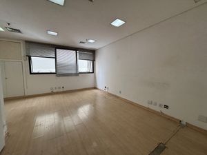 Image 1 - 922024