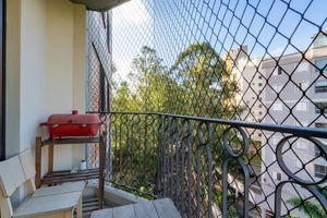 Image 12 - 922030