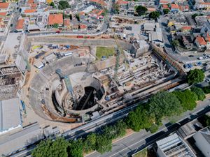 Image 14 - 922044