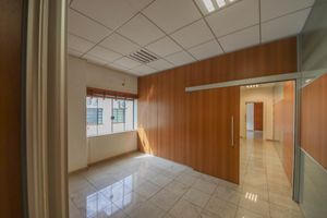 Image 30 - 922051