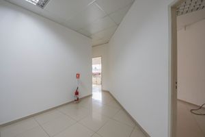 Image 38 - 922051