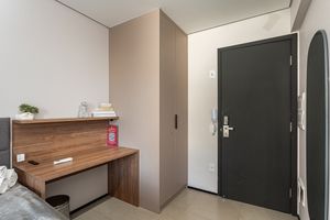 Image 3 - 922053