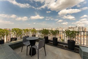 Image 22 - 922053