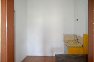 Image 21 - 922065
