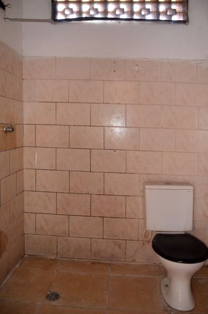 Image 30 - 922065