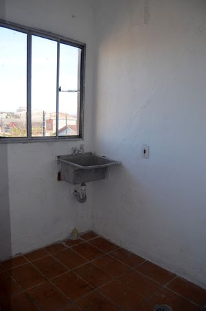 Image 25 - 922065