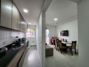 Image 12 - 922076