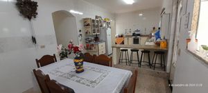 Image 33 - 922080