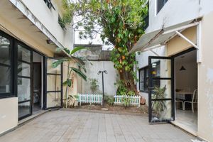 Image 21 - 922084