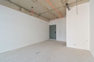 Image 4 - 922085