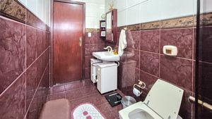 Image 35 - 922097