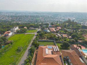 Image 18 - 922100