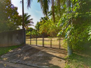 Image 20 - 922100