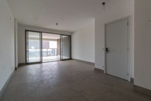 Image 3 - 922106
