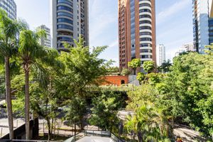 Image 25 - 922112