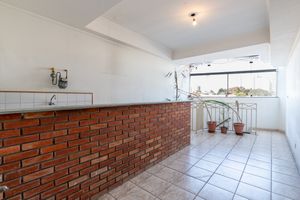 Image 29 - 922125