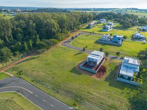 Image 34 - 922130