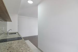 Image 20 - 922131